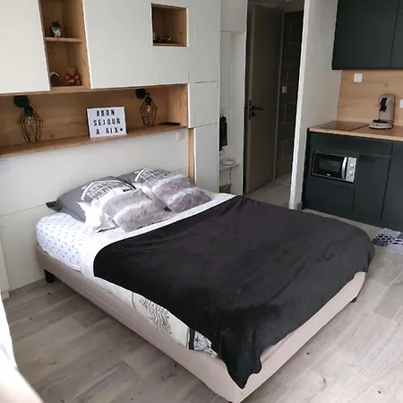 Apartmán Superbe 2 Etoiles Parking Prive En Centre *